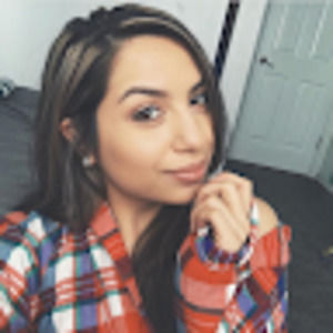 Meet your Posher, Alyssa